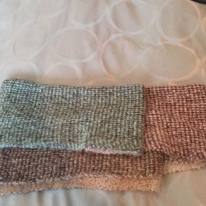 Multi-colored soft Billabong scarf